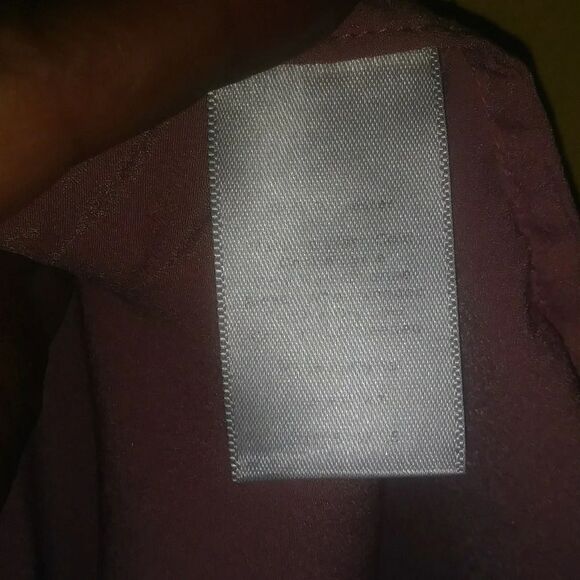 Talbots Petit Ruffled V Neck Tank Top size… - Picture 6 of 11